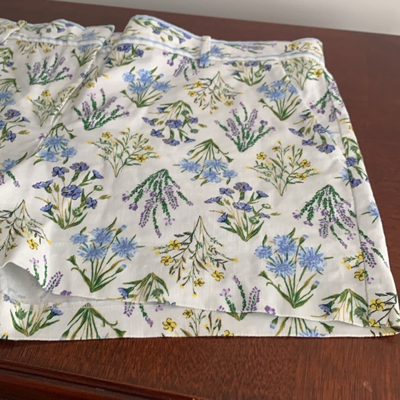 Worn once Womens Loft riviera short in size 12 - Picture 7 of 11